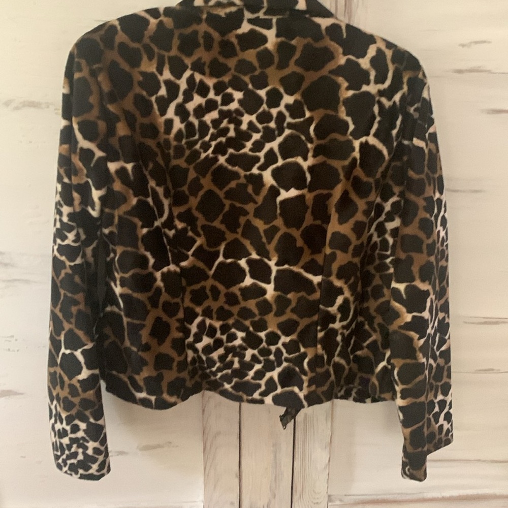 Selene Leopard Jacket - Picture 4 of 6